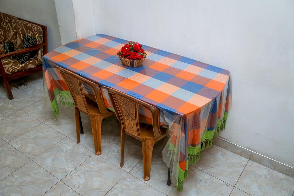 Nisansala Homestay Kandy Deiyannewela Exteriör bild