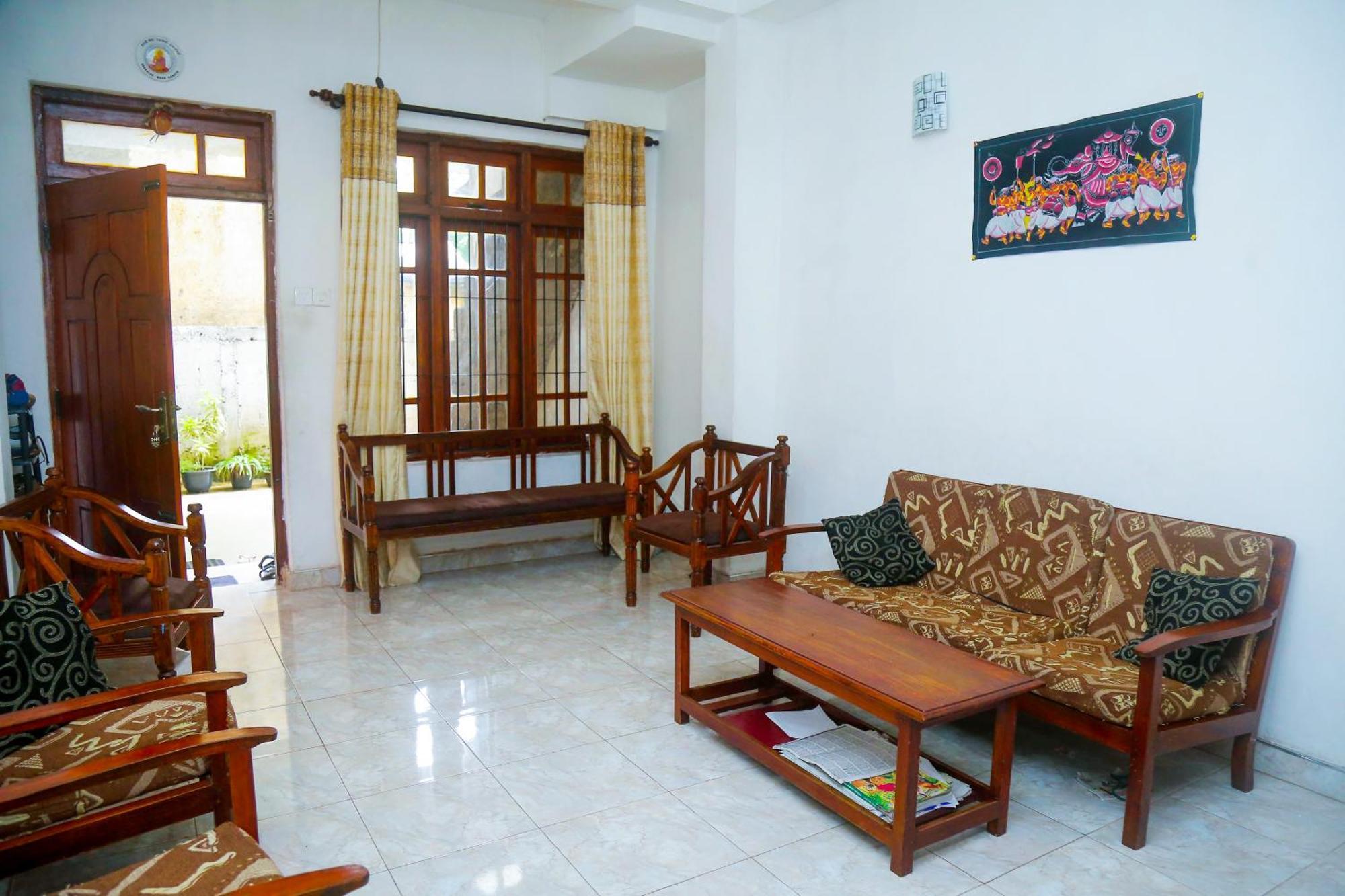 Nisansala Homestay Kandy Deiyannewela Exteriör bild