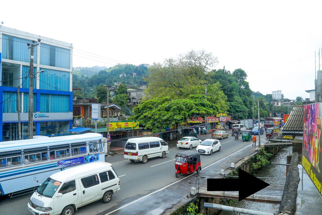 Nisansala Homestay Kandy Deiyannewela Exteriör bild