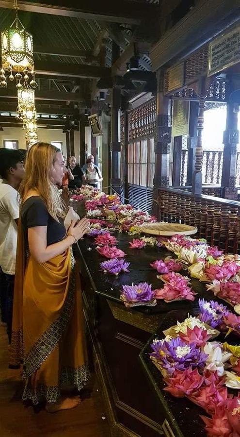 Nisansala Homestay Kandy Deiyannewela Exteriör bild