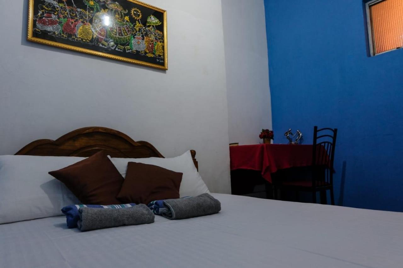 Nisansala Homestay Kandy Deiyannewela Exteriör bild