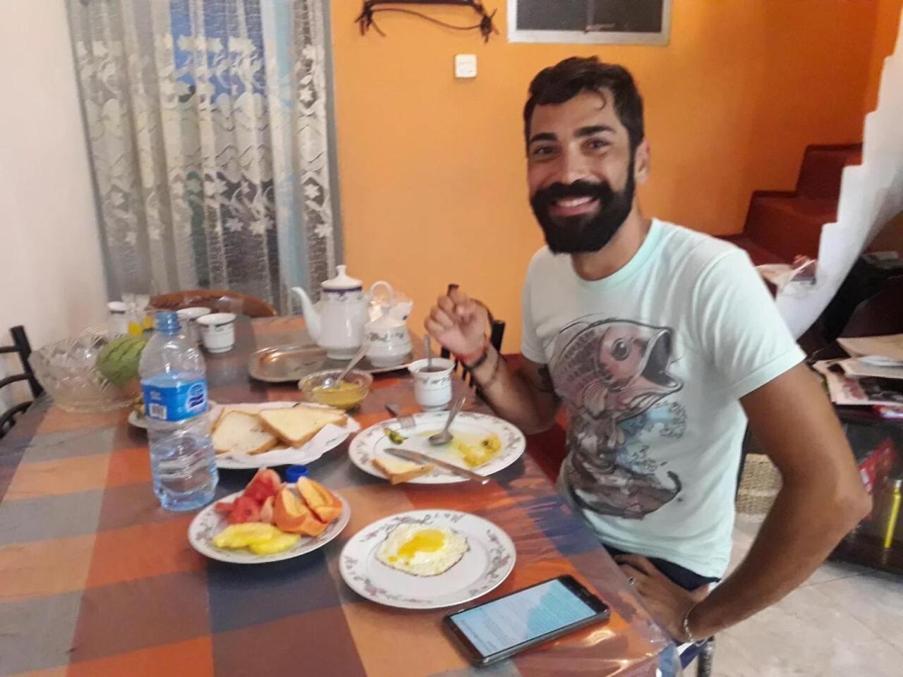 Nisansala Homestay Kandy Deiyannewela Exteriör bild