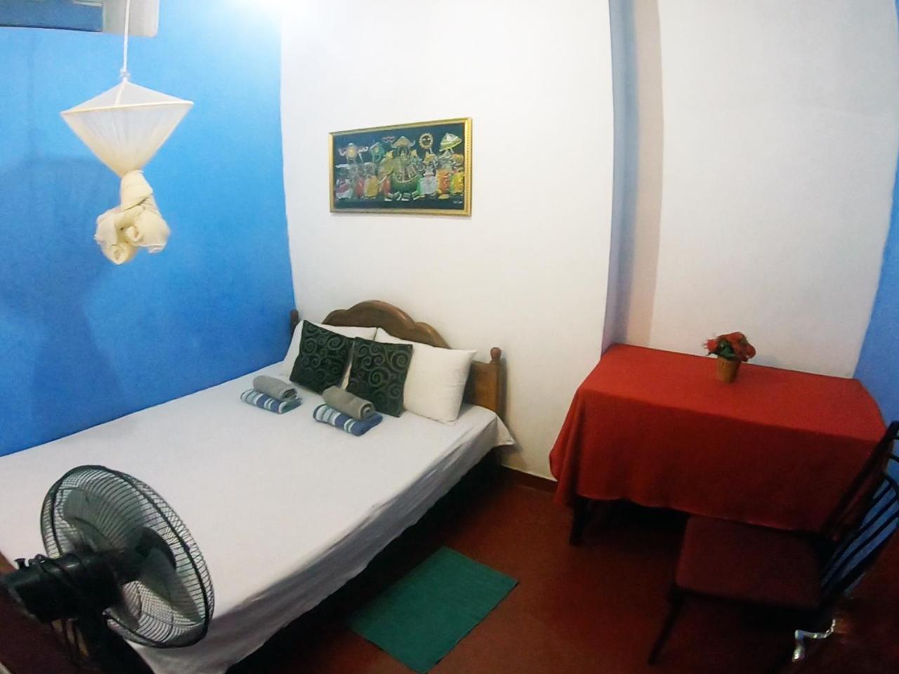 Nisansala Homestay Kandy Deiyannewela Exteriör bild